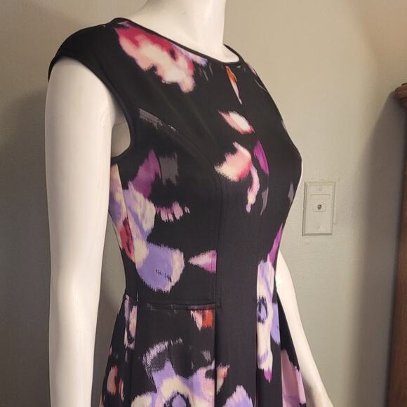 Maggy London Watercolor Floral Fit Flare Dress Romantic Coquette Old Money Sz 6 - Picture 4 of 11